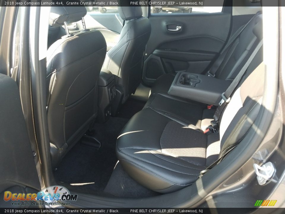 2018 Jeep Compass Latitude 4x4 Granite Crystal Metallic / Black Photo #8