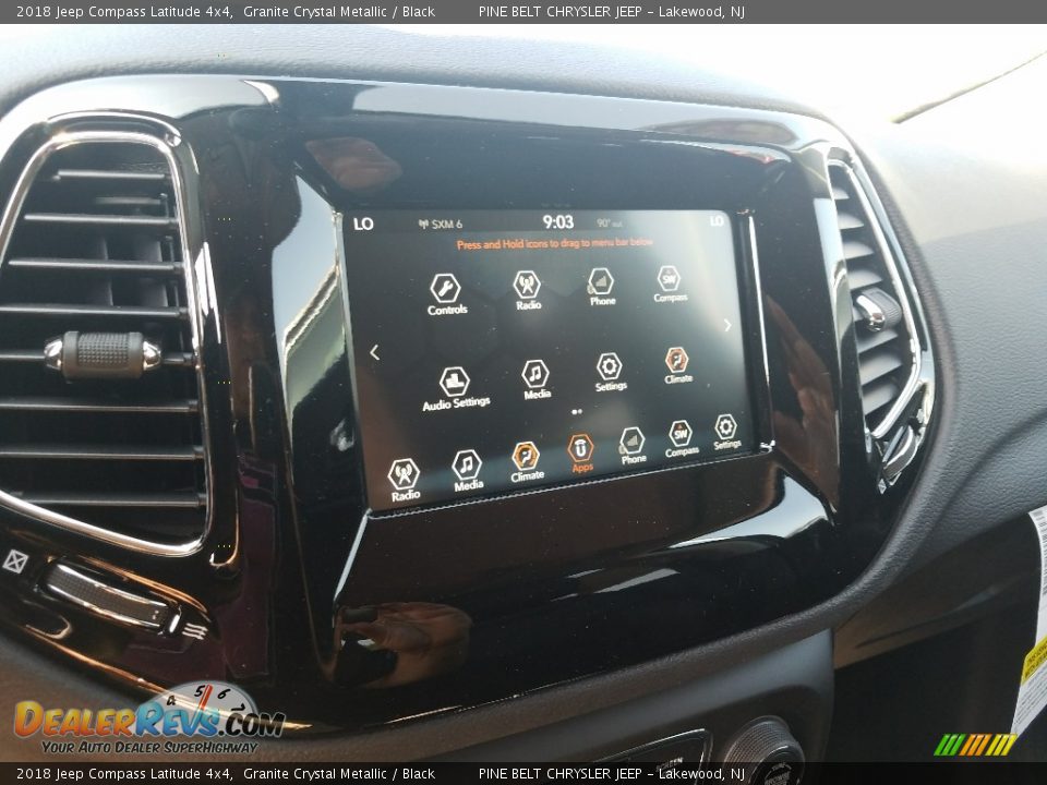 2018 Jeep Compass Latitude 4x4 Granite Crystal Metallic / Black Photo #10