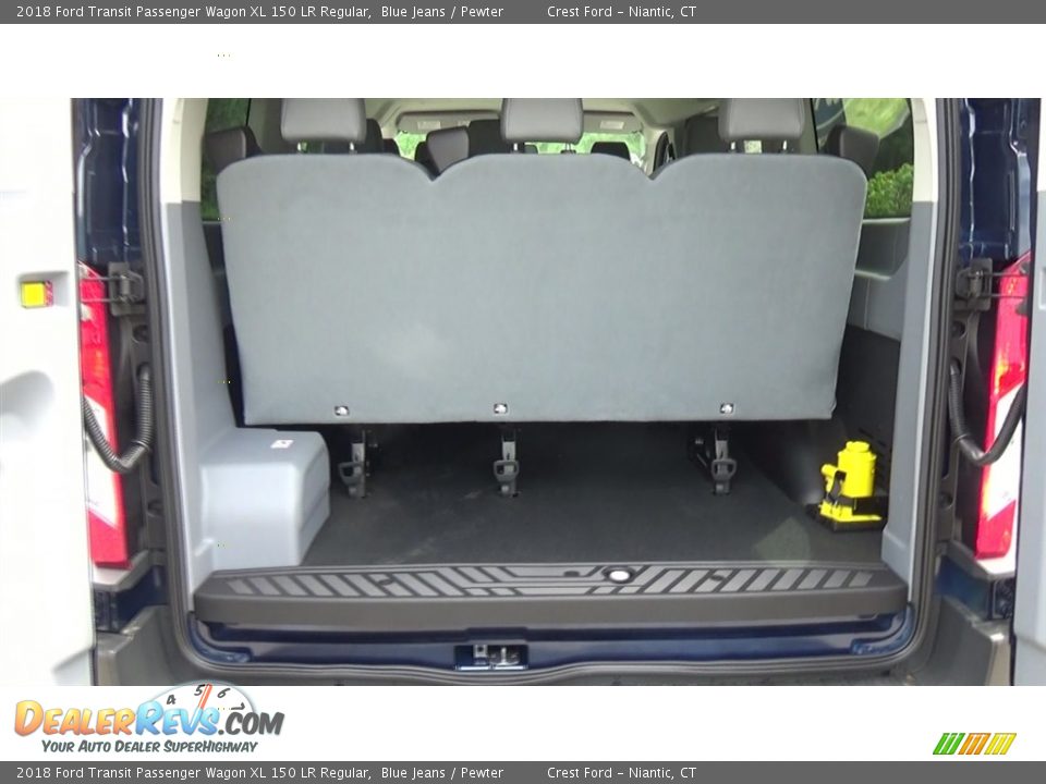 2018 Ford Transit Passenger Wagon XL 150 LR Regular Trunk Photo #17