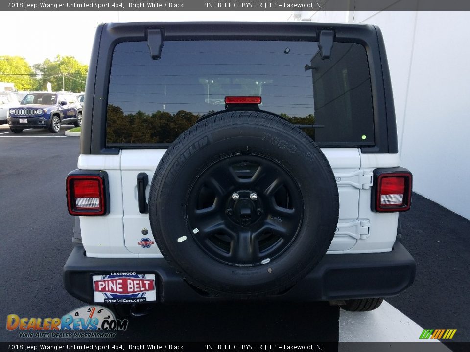 2018 Jeep Wrangler Unlimited Sport 4x4 Bright White / Black Photo #5