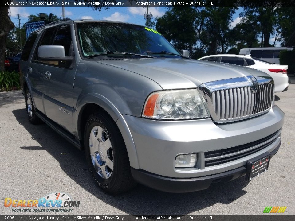 2006 Lincoln Navigator Luxury Satellite Silver Metallic / Dove Grey Photo #1