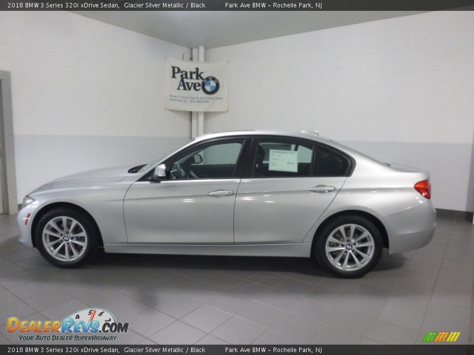 2018 BMW 3 Series 320i xDrive Sedan Glacier Silver Metallic / Black Photo #2