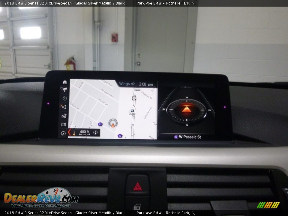 2018 BMW 3 Series 320i xDrive Sedan Glacier Silver Metallic / Black Photo #24