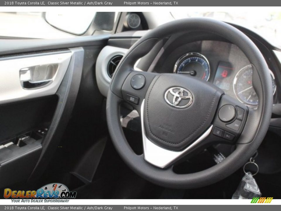2018 Toyota Corolla LE Classic Silver Metallic / Ash/Dark Gray Photo #25