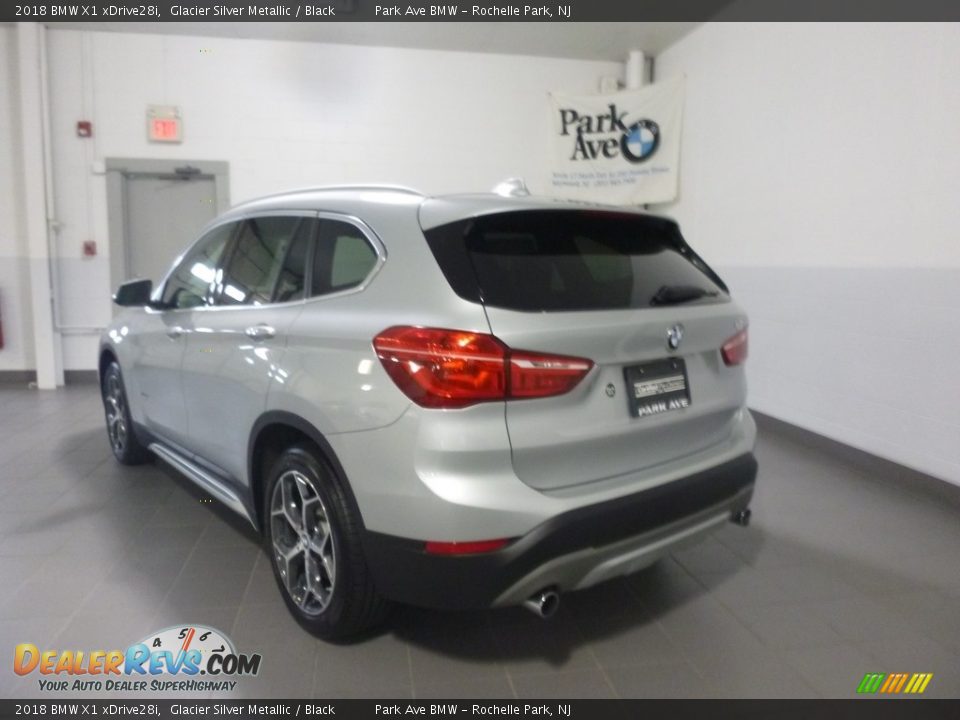 2018 BMW X1 xDrive28i Glacier Silver Metallic / Black Photo #3
