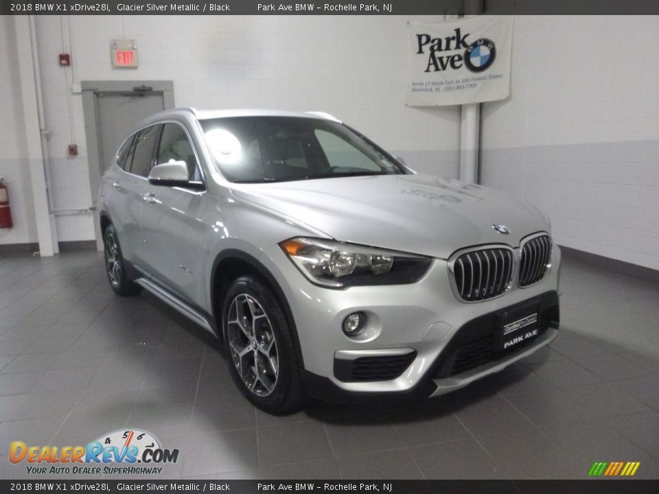 2018 BMW X1 xDrive28i Glacier Silver Metallic / Black Photo #7