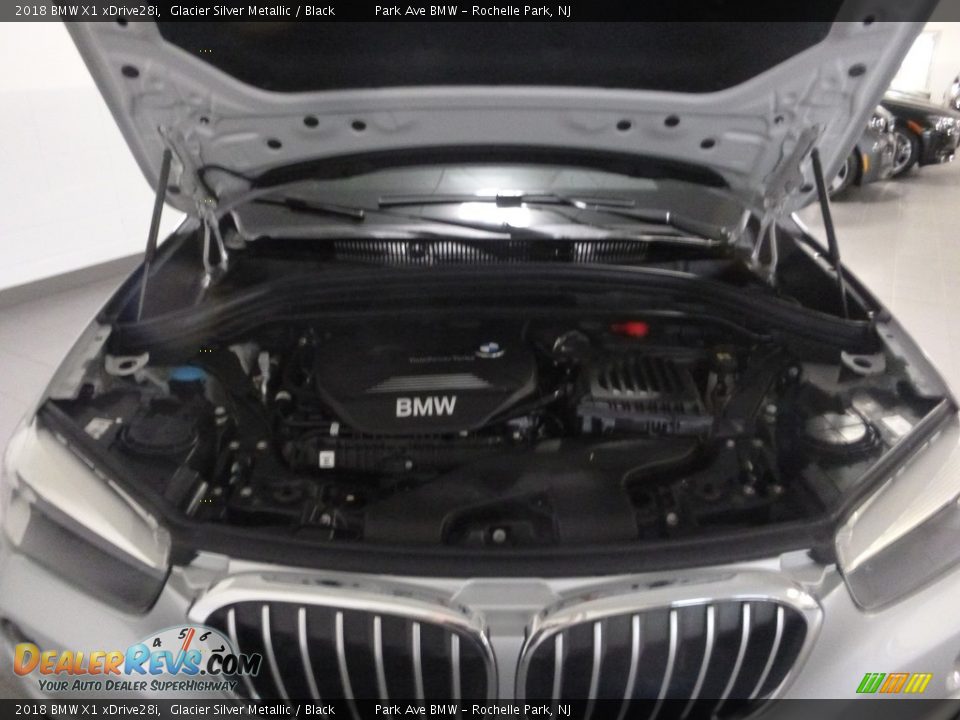 2018 BMW X1 xDrive28i Glacier Silver Metallic / Black Photo #28