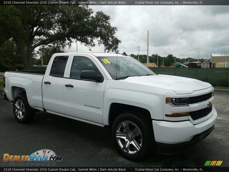 Front 3/4 View of 2018 Chevrolet Silverado 1500 Custom Double Cab Photo #7