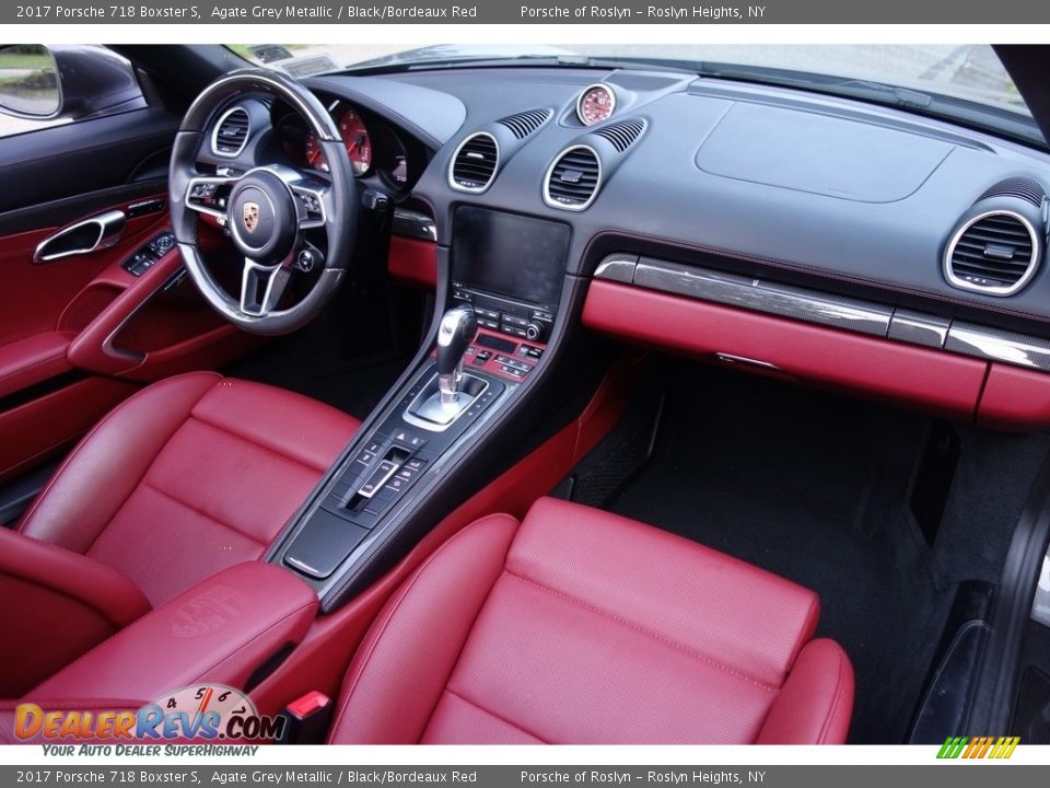 Dashboard of 2017 Porsche 718 Boxster S Photo #13