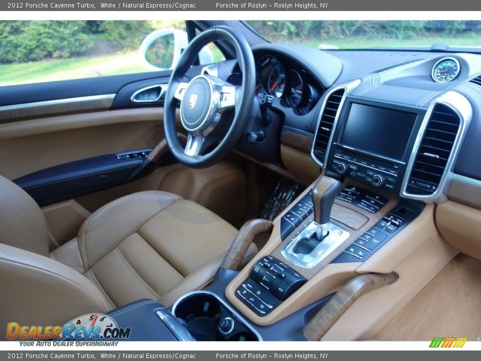 2012 Porsche Cayenne Turbo White / Natural Espresso/Cognac Photo #17
