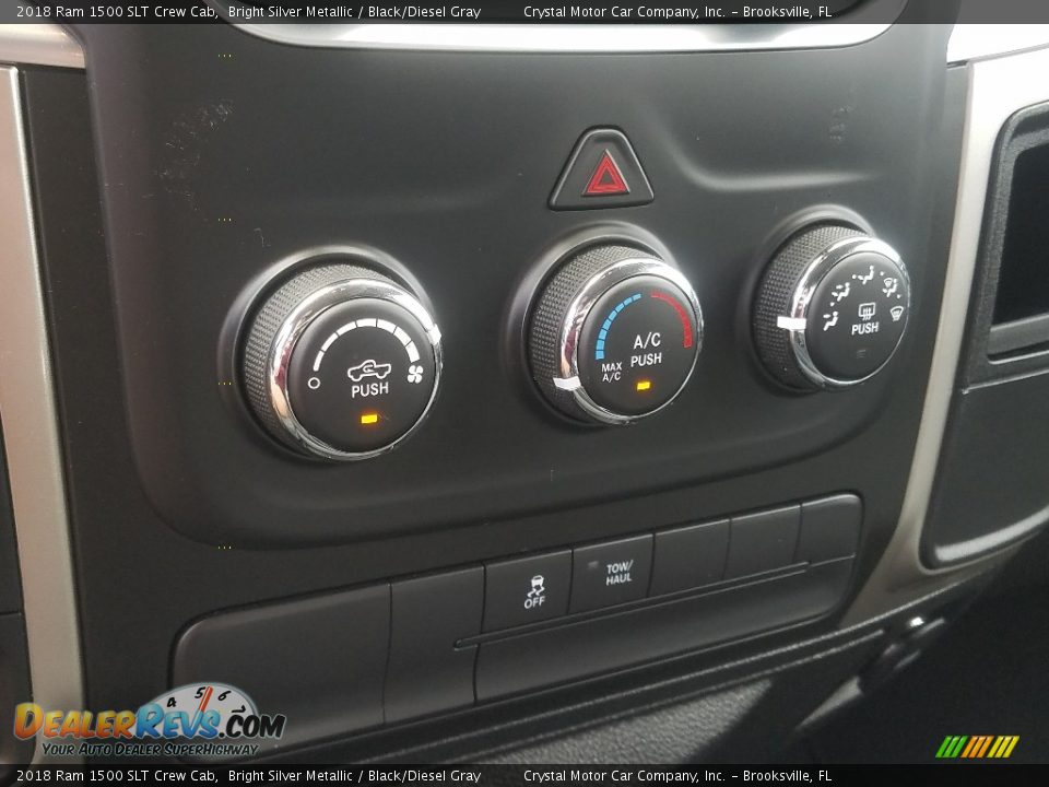 Controls of 2018 Ram 1500 SLT Crew Cab Photo #16