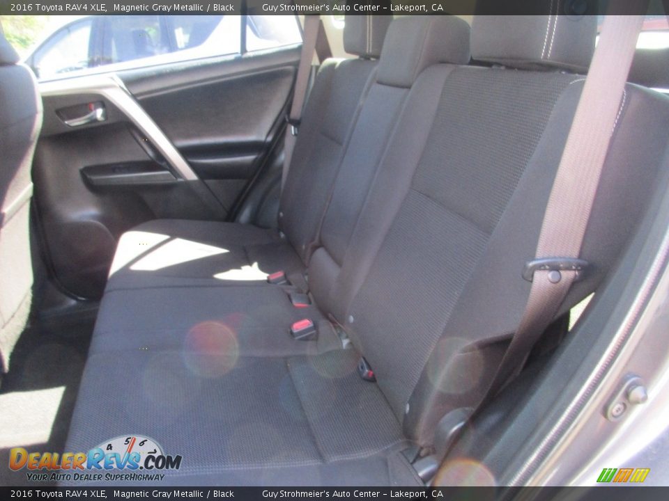 2016 Toyota RAV4 XLE Magnetic Gray Metallic / Black Photo #9