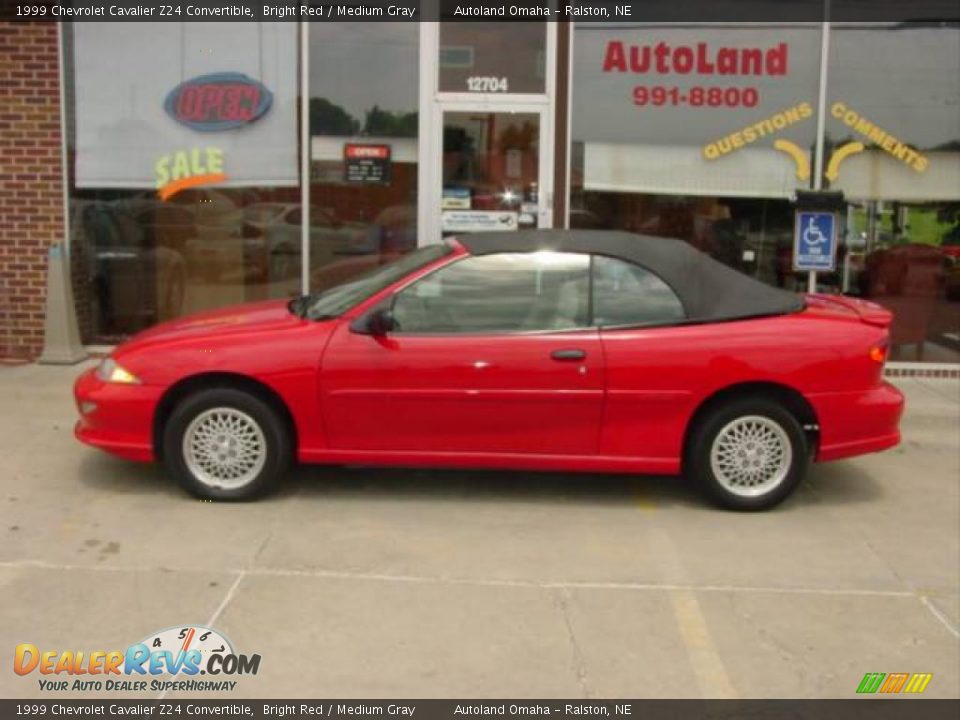 1999 Chevrolet Cavalier Z24 Convertible Bright Red / Medium Gray Photo #12