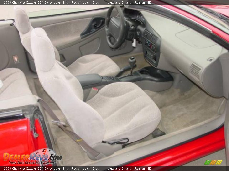 1999 Chevrolet Cavalier Z24 Convertible Bright Red / Medium Gray Photo #15