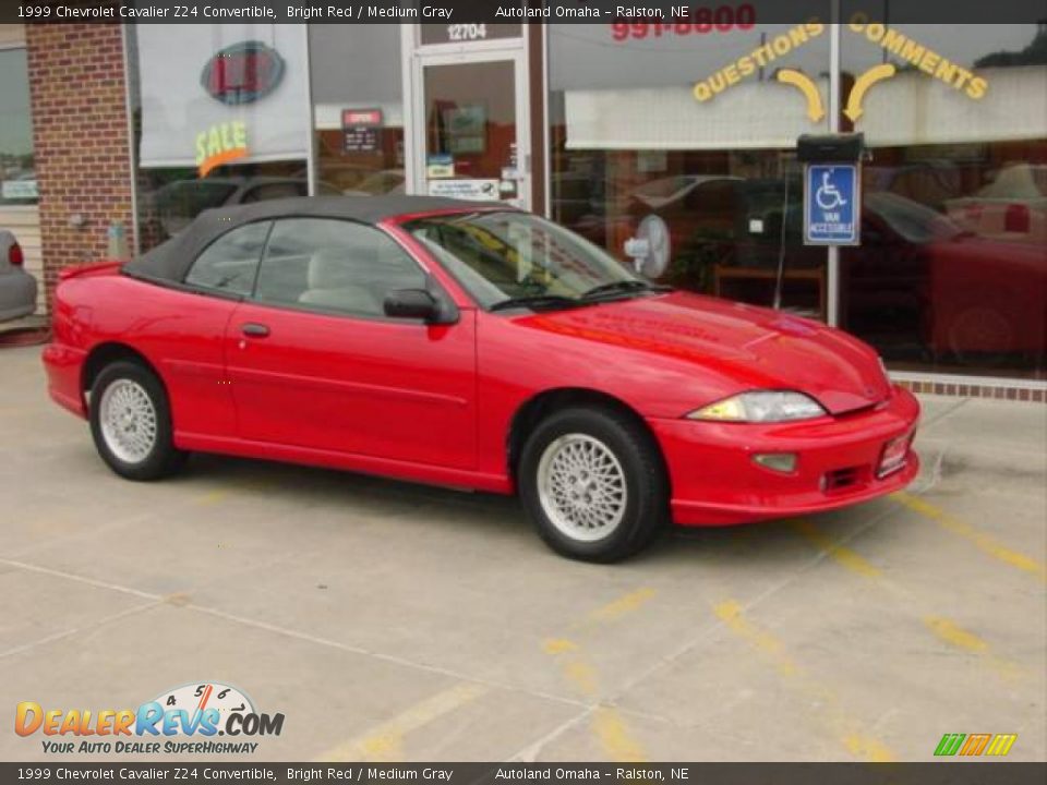 1999 Chevrolet Cavalier Z24 Convertible Bright Red / Medium Gray Photo #16