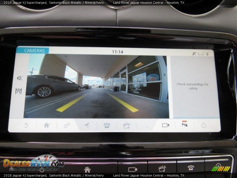 2018 Jaguar XJ Supercharged Santorini Black Metallic / Mineral/Ivory Photo #33