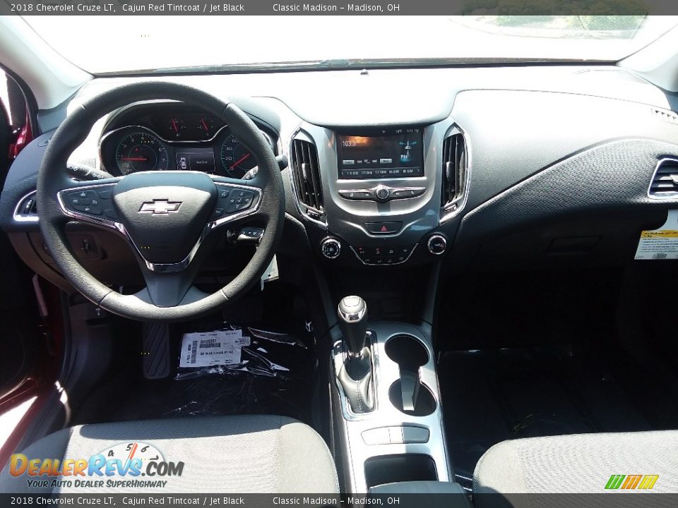 2018 Chevrolet Cruze LT Cajun Red Tintcoat / Jet Black Photo #6