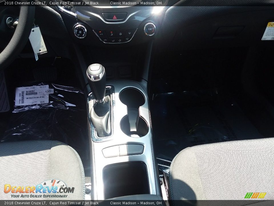 2018 Chevrolet Cruze LT Cajun Red Tintcoat / Jet Black Photo #8