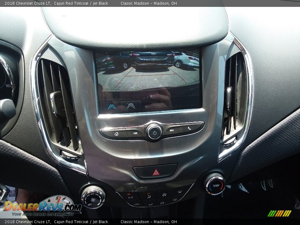 2018 Chevrolet Cruze LT Cajun Red Tintcoat / Jet Black Photo #10