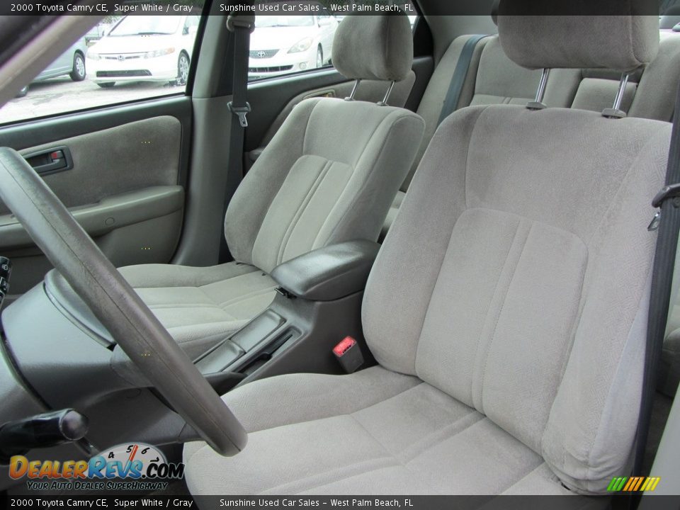 2000 Toyota Camry CE Super White / Gray Photo #11