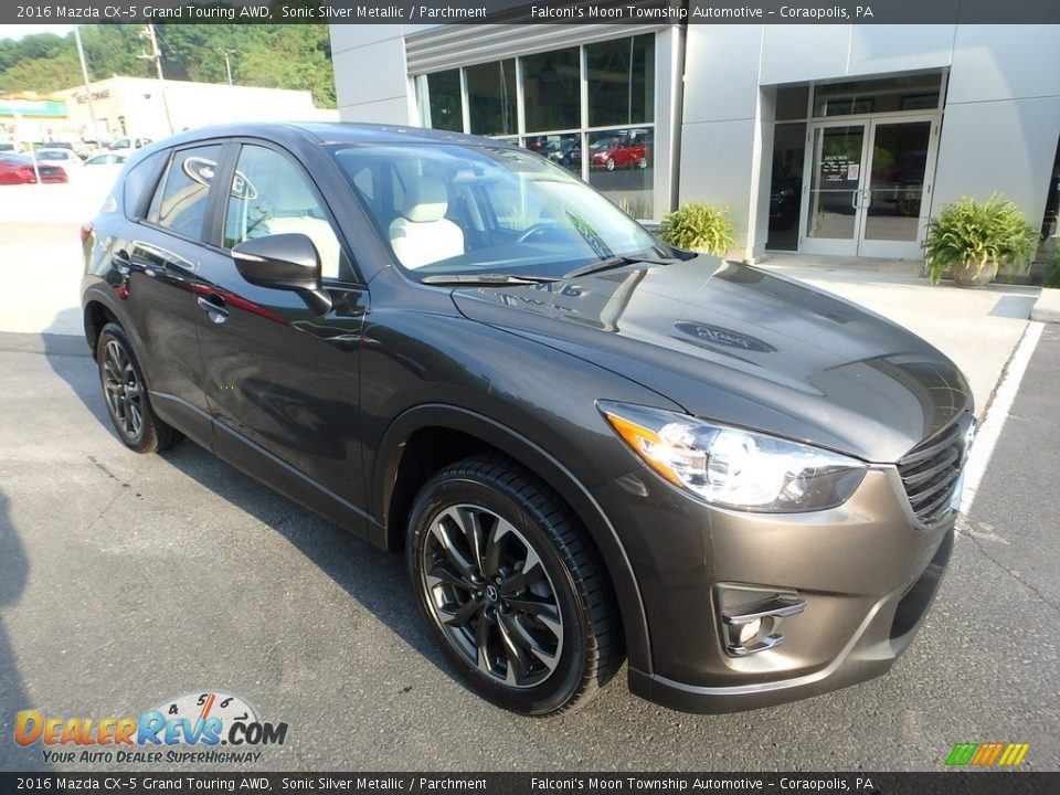 2016 Mazda CX-5 Grand Touring AWD Sonic Silver Metallic / Parchment Photo #8
