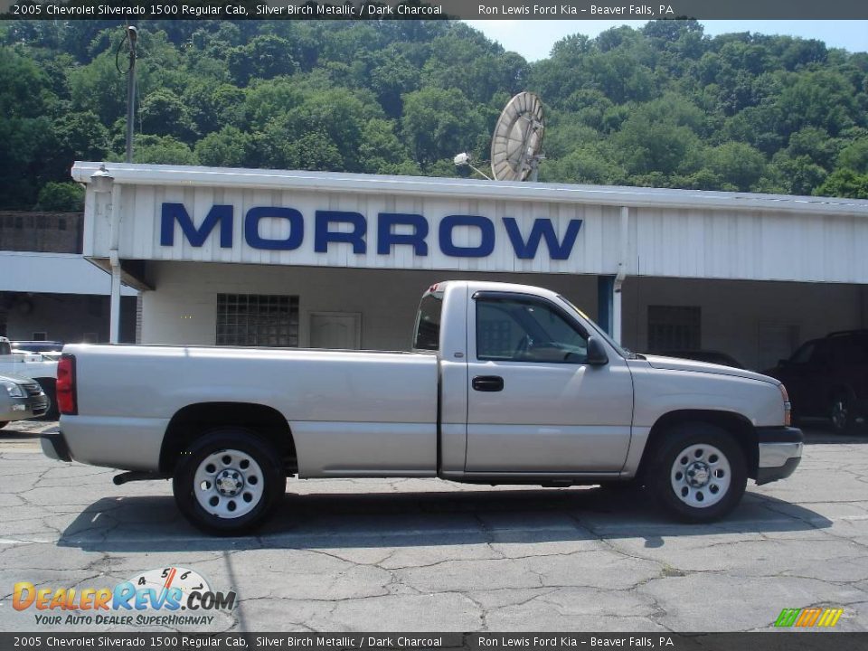 2005 Chevrolet Silverado 1500 Regular Cab Silver Birch Metallic / Dark Charcoal Photo #1