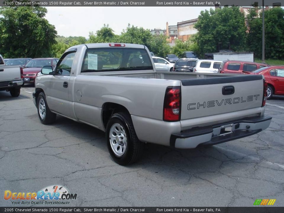 2005 Chevrolet Silverado 1500 Regular Cab Silver Birch Metallic / Dark Charcoal Photo #5