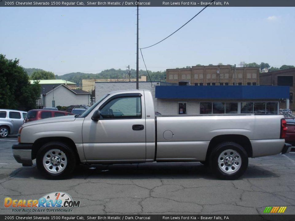 2005 Chevrolet Silverado 1500 Regular Cab Silver Birch Metallic / Dark Charcoal Photo #6