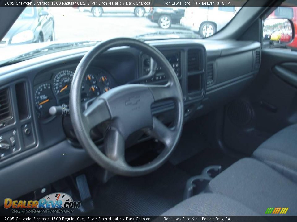 2005 Chevrolet Silverado 1500 Regular Cab Silver Birch Metallic / Dark Charcoal Photo #8