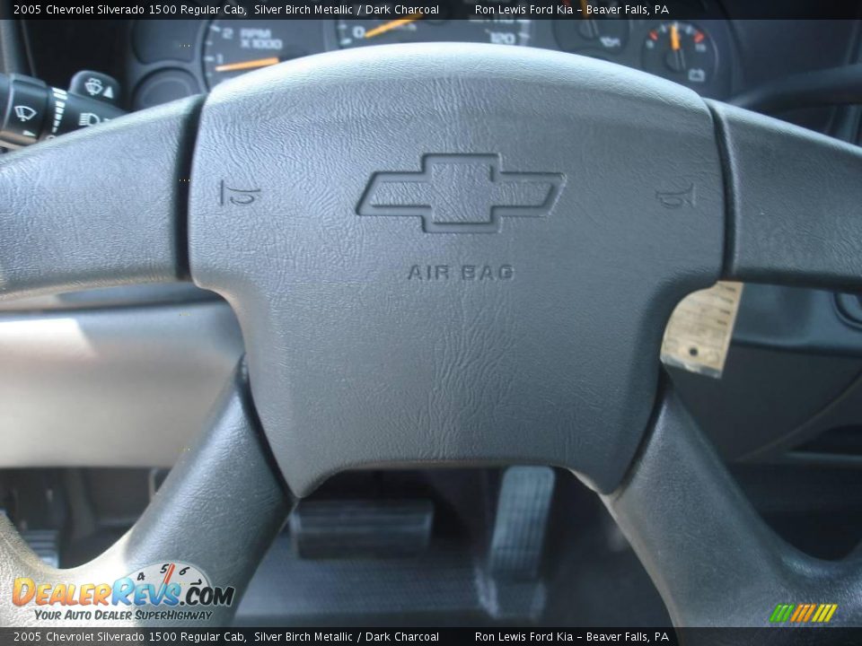 2005 Chevrolet Silverado 1500 Regular Cab Silver Birch Metallic / Dark Charcoal Photo #24