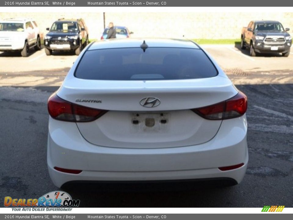 2016 Hyundai Elantra SE White / Beige Photo #6