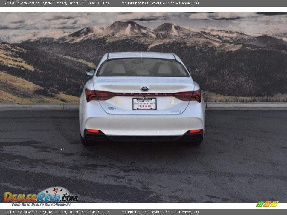 2019 Toyota Avalon Hybrid Limited Wind Chill Pearl / Beige Photo #4