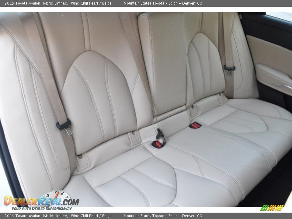 Rear Seat of 2019 Toyota Avalon Hybrid Limited Photo #19