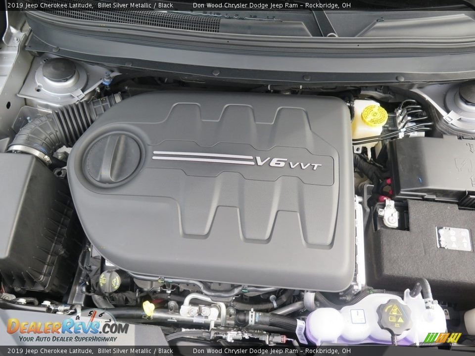 2019 Jeep Cherokee Latitude Billet Silver Metallic / Black Photo #28