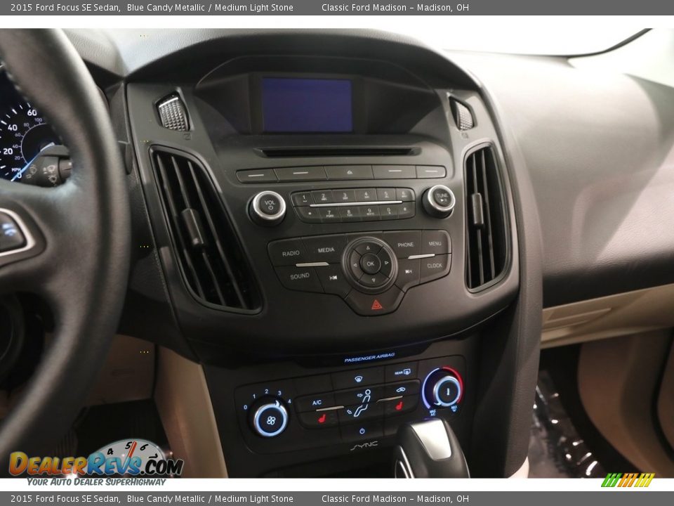 2015 Ford Focus SE Sedan Blue Candy Metallic / Medium Light Stone Photo #8