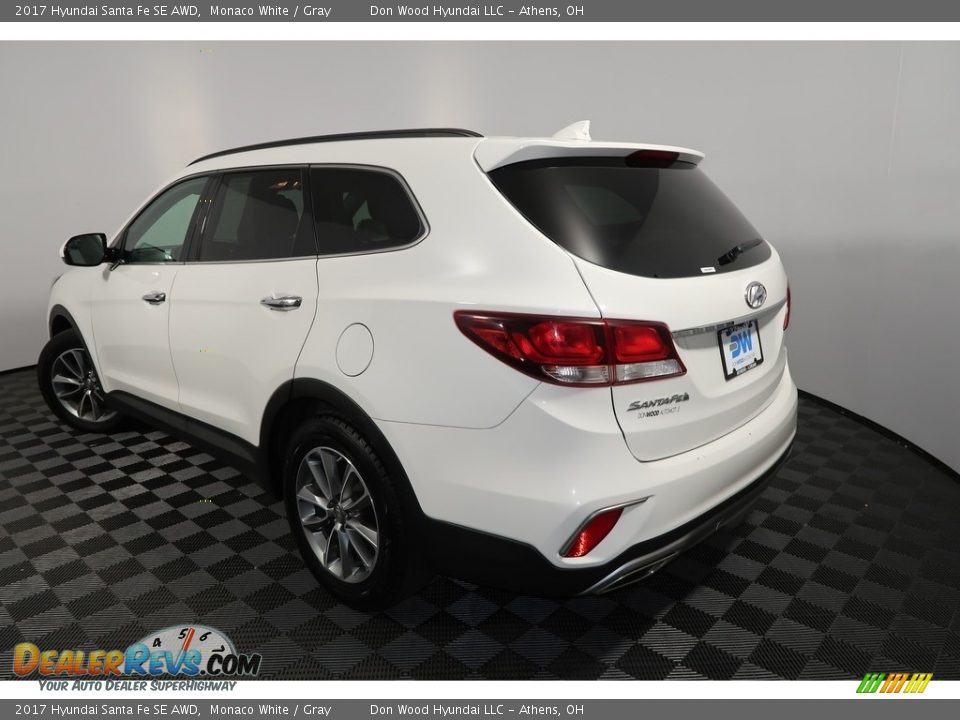 2017 Hyundai Santa Fe SE AWD Monaco White / Gray Photo #11