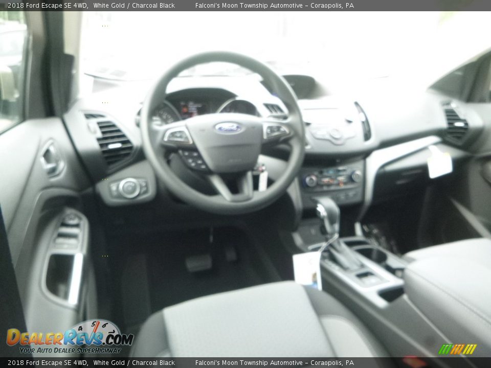 2018 Ford Escape SE 4WD White Gold / Charcoal Black Photo #9