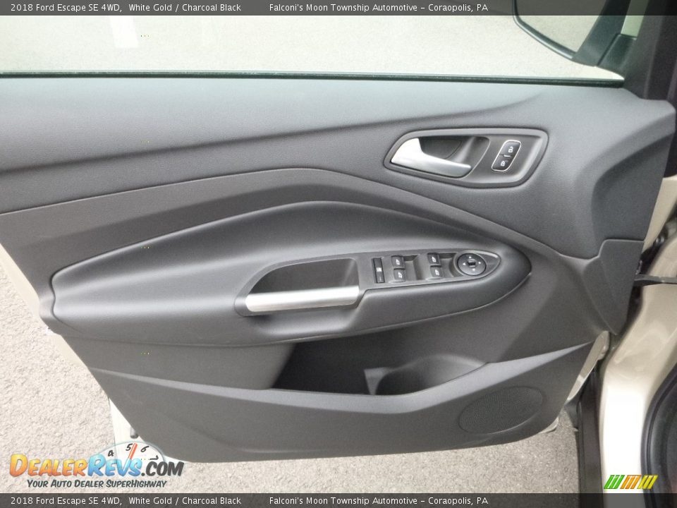 2018 Ford Escape SE 4WD White Gold / Charcoal Black Photo #10