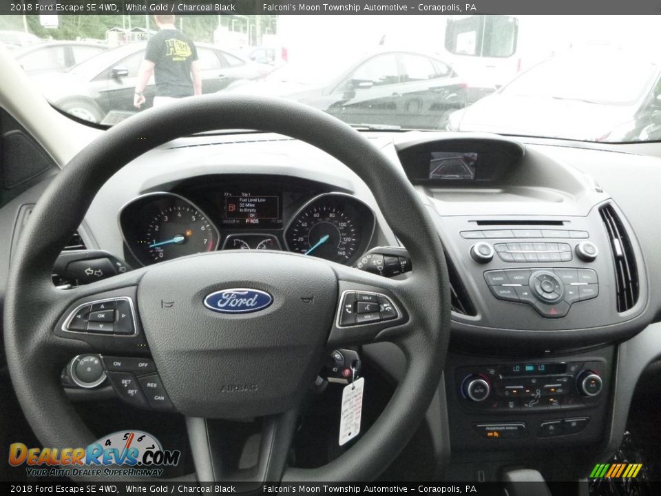 2018 Ford Escape SE 4WD White Gold / Charcoal Black Photo #16
