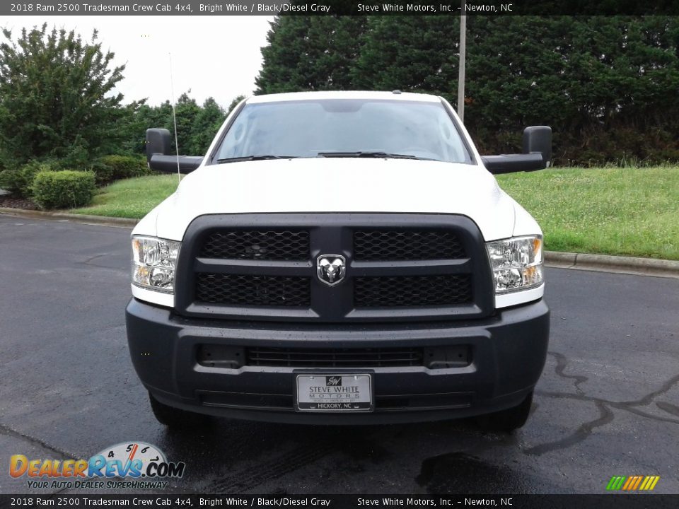 2018 Ram 2500 Tradesman Crew Cab 4x4 Bright White / Black/Diesel Gray Photo #4