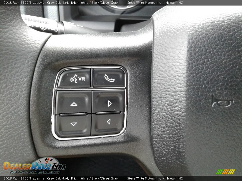2018 Ram 2500 Tradesman Crew Cab 4x4 Bright White / Black/Diesel Gray Photo #17