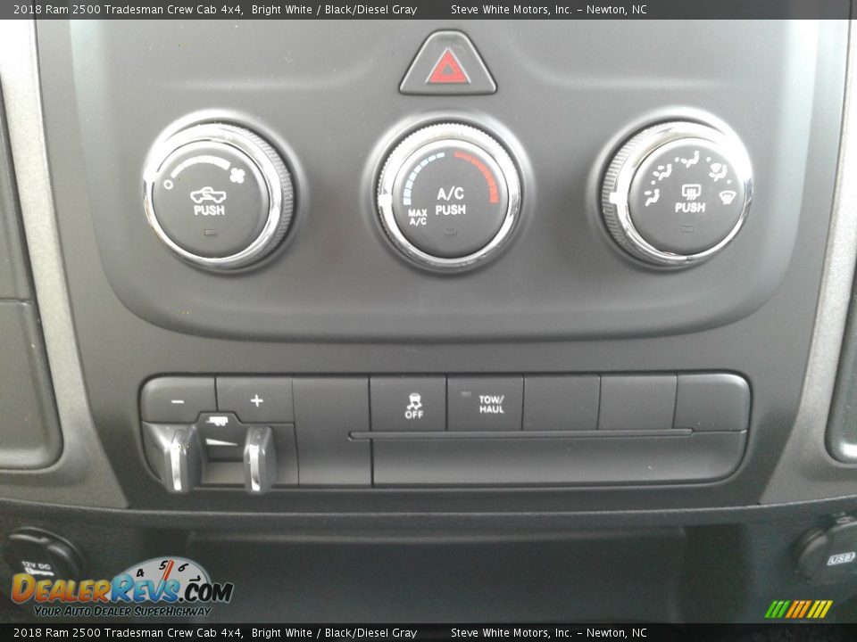 2018 Ram 2500 Tradesman Crew Cab 4x4 Bright White / Black/Diesel Gray Photo #22