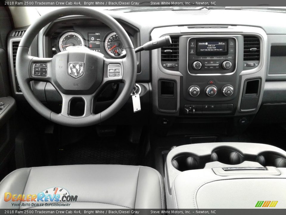 2018 Ram 2500 Tradesman Crew Cab 4x4 Bright White / Black/Diesel Gray Photo #26