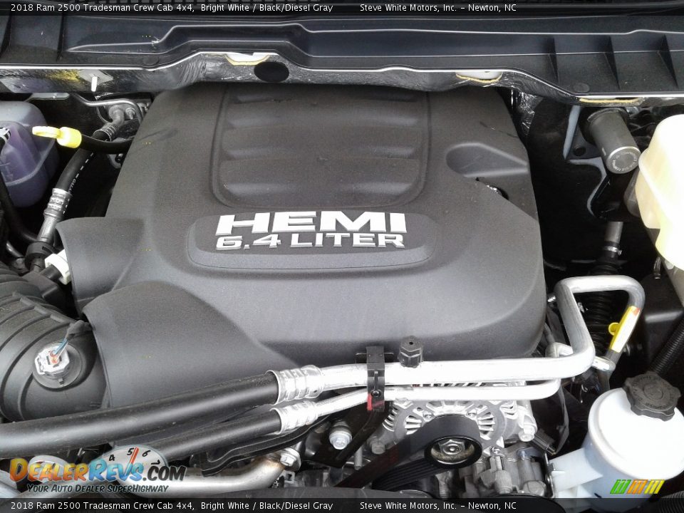 2018 Ram 2500 Tradesman Crew Cab 4x4 Bright White / Black/Diesel Gray Photo #29