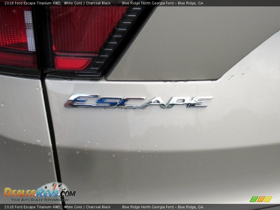 2018 Ford Escape Titanium 4WD White Gold / Charcoal Black Photo #33