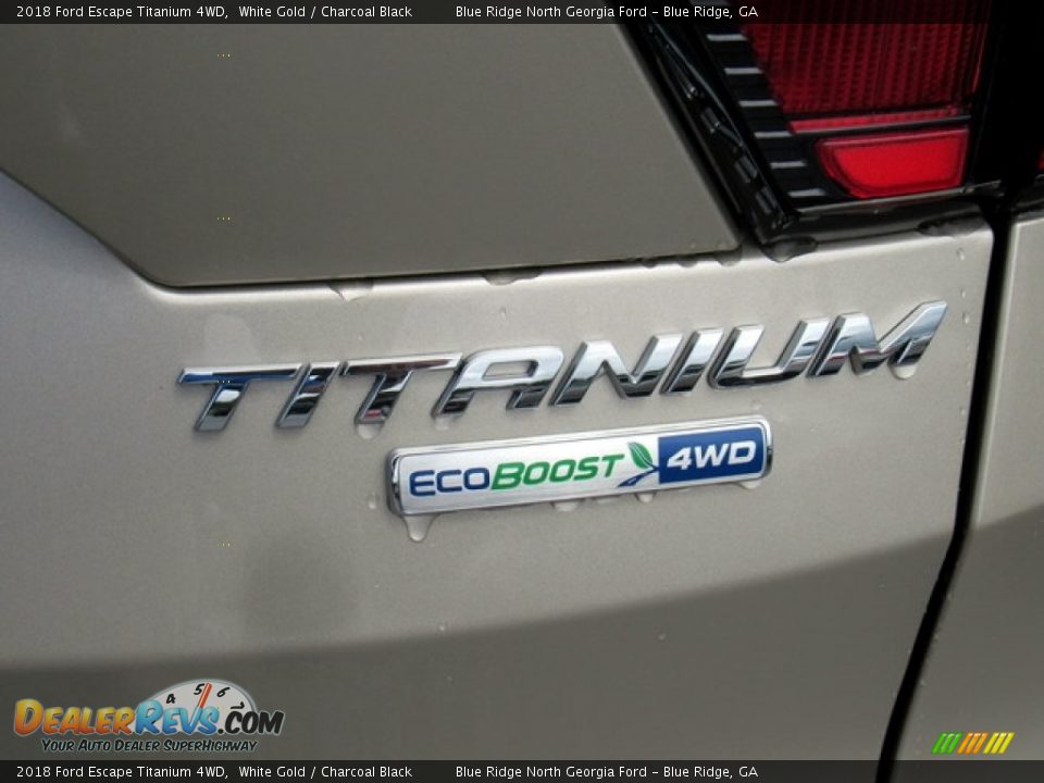 2018 Ford Escape Titanium 4WD White Gold / Charcoal Black Photo #34