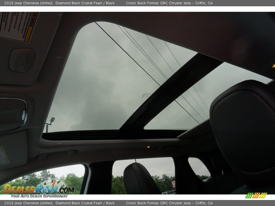 2019 Jeep Cherokee Limited Diamond Black Crystal Pearl / Black Photo #6
