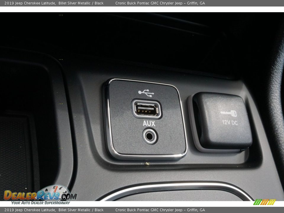 2019 Jeep Cherokee Latitude Billet Silver Metallic / Black Photo #7