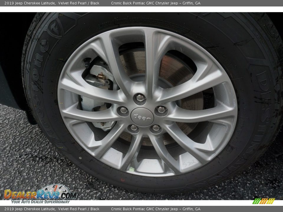 2019 Jeep Cherokee Latitude Velvet Red Pearl / Black Photo #8