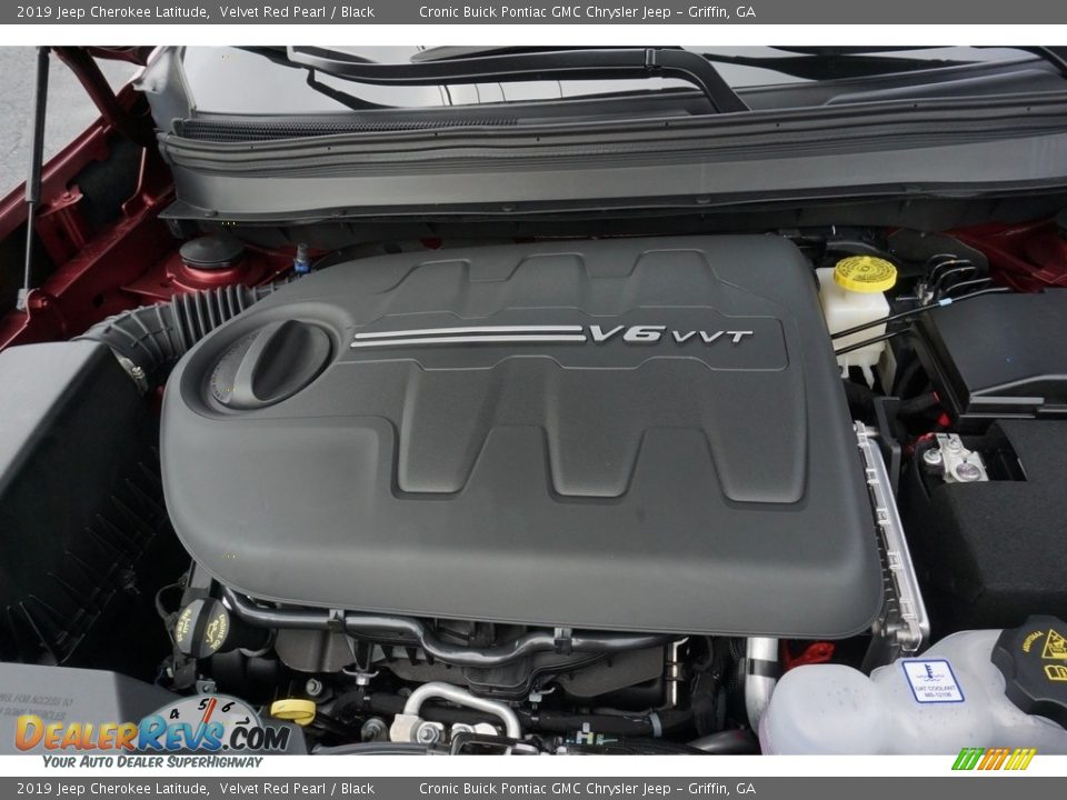 2019 Jeep Cherokee Latitude Velvet Red Pearl / Black Photo #9